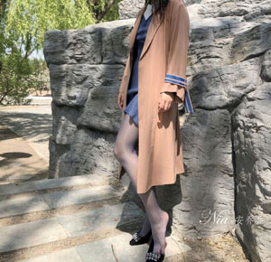 丰满少妇被啪啪到高潮
