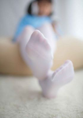 《后宫露营》