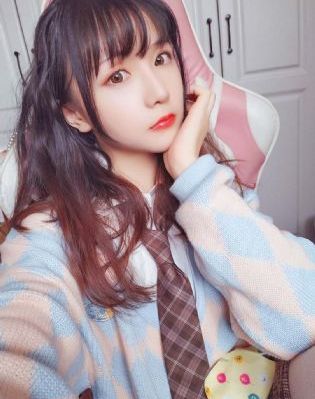 善良的女秘书的目的在线