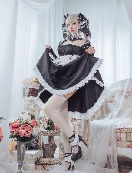 亚洲精品久久久日韩美女图片