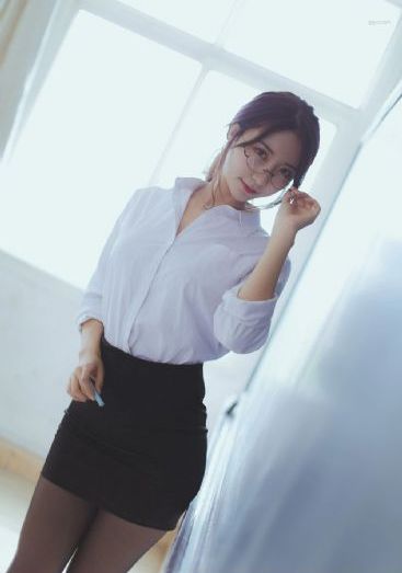 韩国电影 年轻的母亲