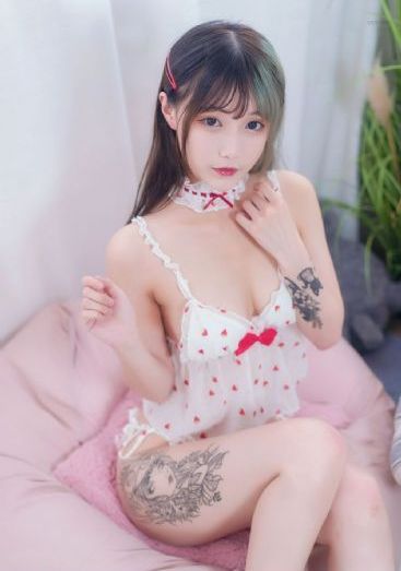 年轻的老师在线播放