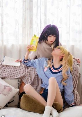 大胸女大学生电影