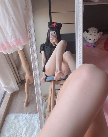 年轻漂亮的保姆6