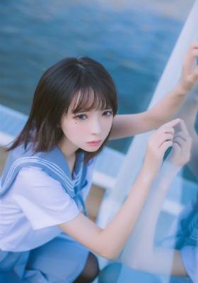 霸海红英